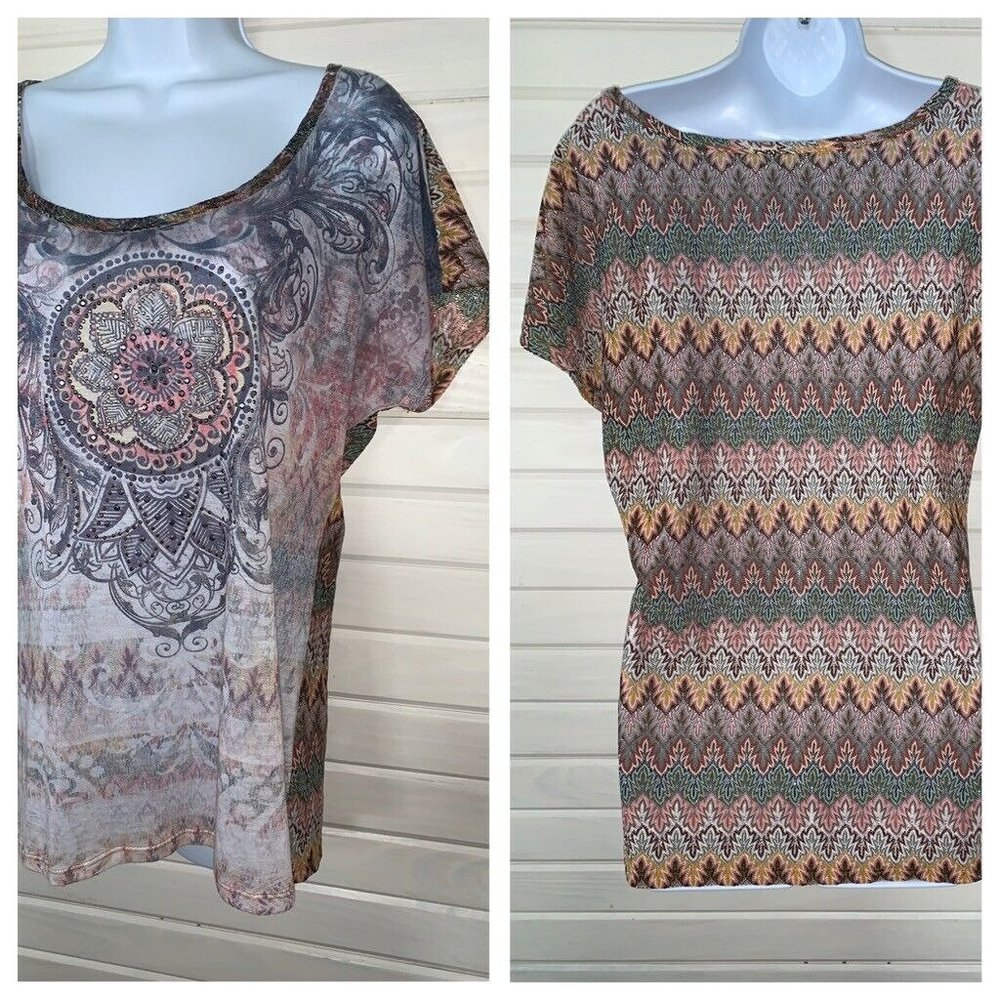 Maurices Sz LARGE Studded Mandala Print Mixed Media Blouse Top Short Sleeve EUC